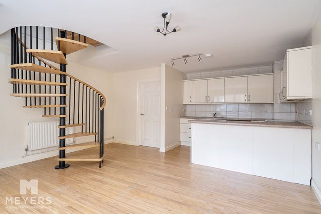 2, Colliton Mews, Dorchester photo 4