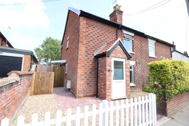 Thumbnail Semi-detached house to rent in Sunnyside, Diss