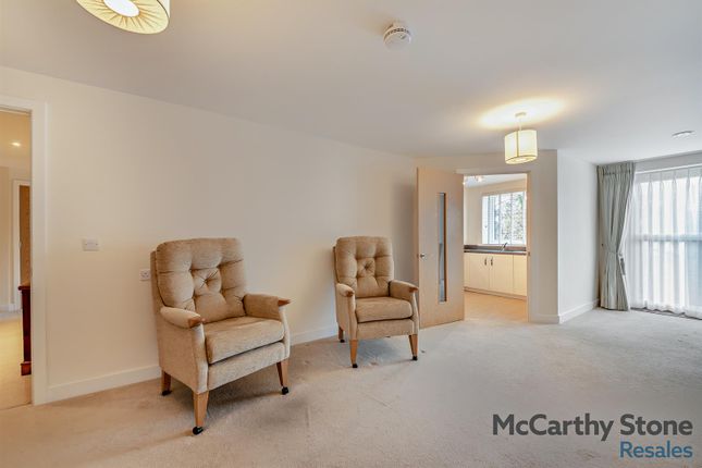 42 Gilbert Place, Lowry Way, Swindon photo 3