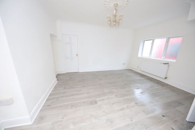 8 School Street, Aberdare photo 2
