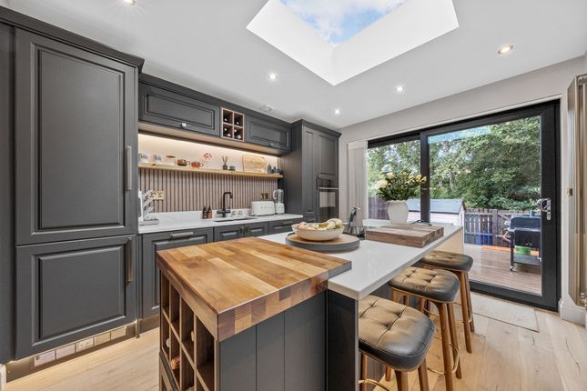 97 Brodie Drive, Glasgow photo 3