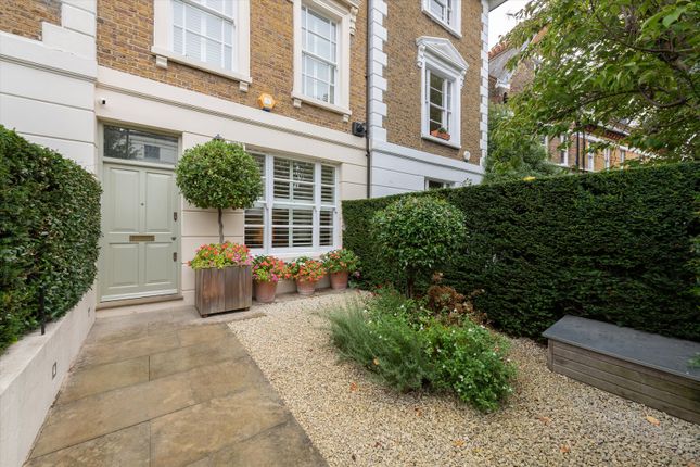 Terraced house for sale in Woronzow Road, London