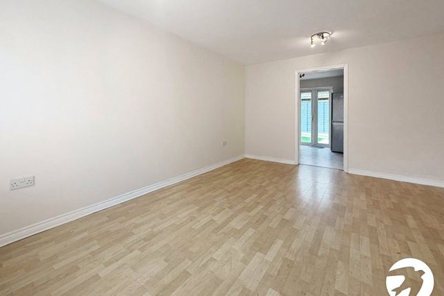 1, Martins Walk, London photo 3