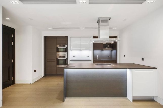 Flat 51, Wolfe House, Kensington High Street photo 3