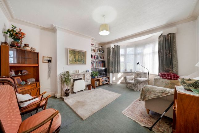 Lowick Road, Harrow photo 2