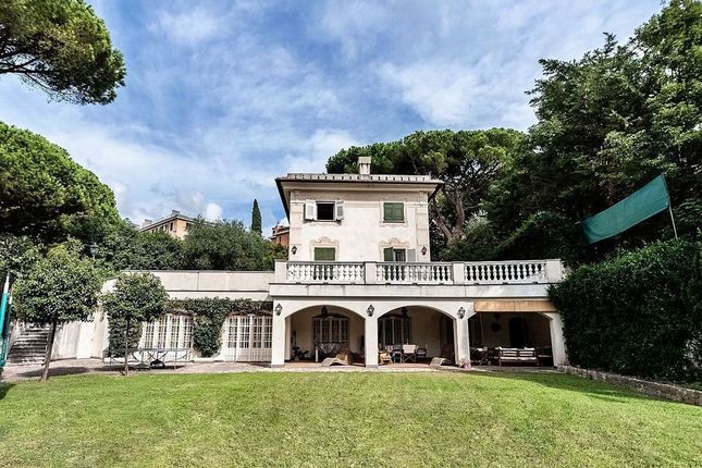 Thumbnail Villa for sale in Liguria, Genova, Genova