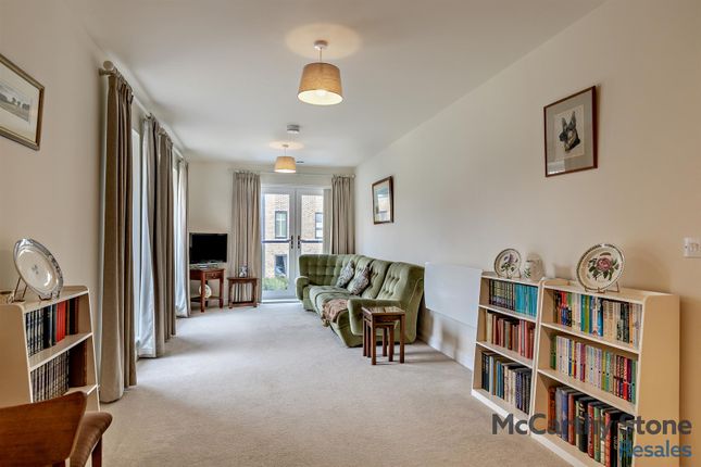 15 Norton Place, Icknield Way, Baldock photo 3