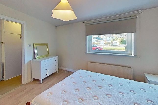 Craigcrook Road, Edinburgh photo 5