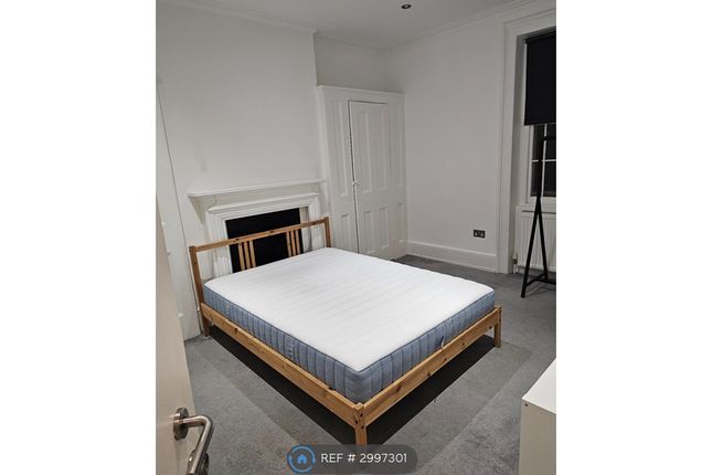 C Parkhurst Road, London, London photo 3