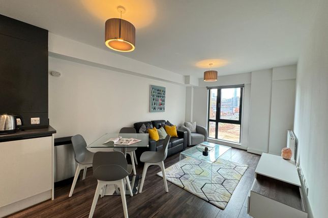 Flat to rent in Cotton House, Fabrick Square