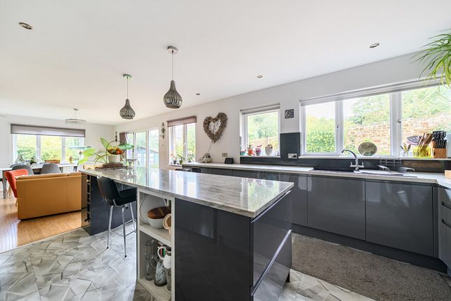 Highdelf, Church Place, Pulborough photo 3