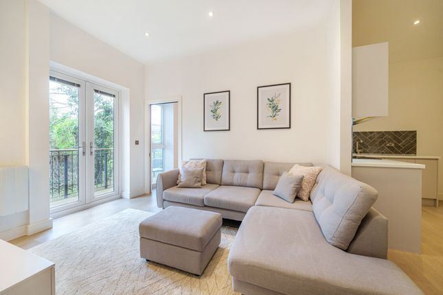 Flat for sale in Carey Road, Mulberry House