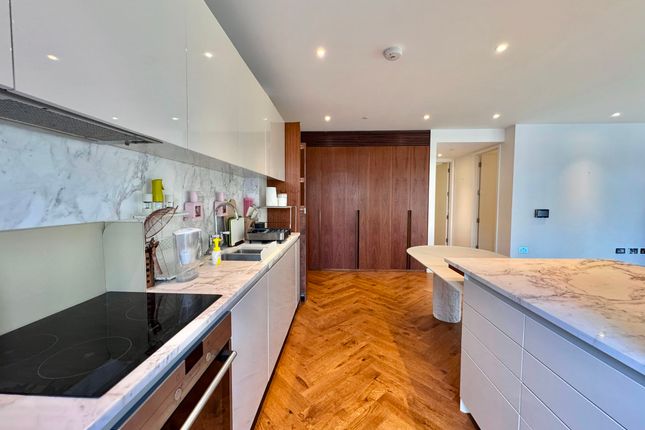Apartment C65, Capital Building, London photo 3