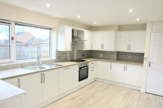 6, Walnut Close, BRANDON photo 3