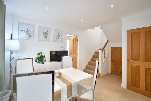 26, Charles Avenue, Louth photo 2