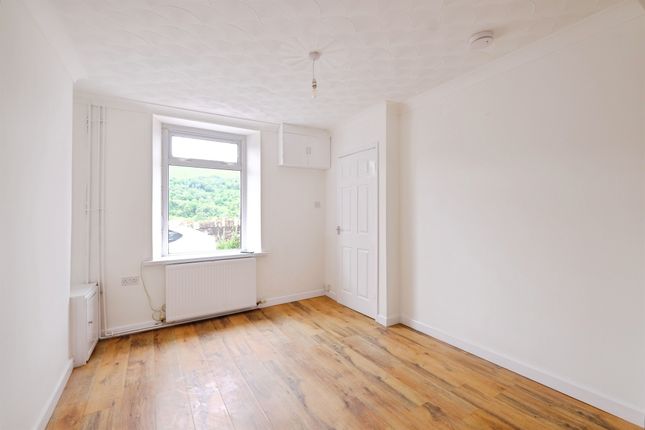 11, Excelsior Street, Ebbw Vale photo 4