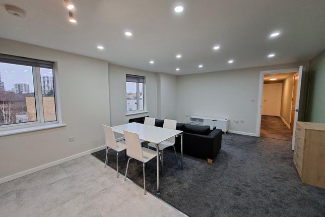 21, Enfield Road, London photo 2