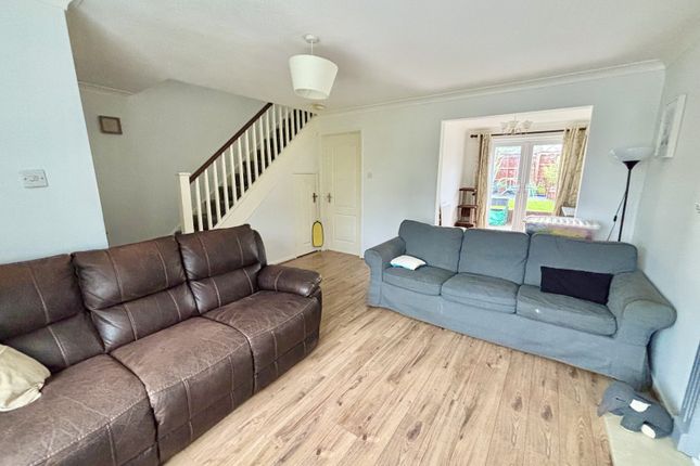 16, Waun Gron, Swansea photo 3