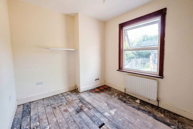 End terrace house for sale in Hylton Road, Worcester