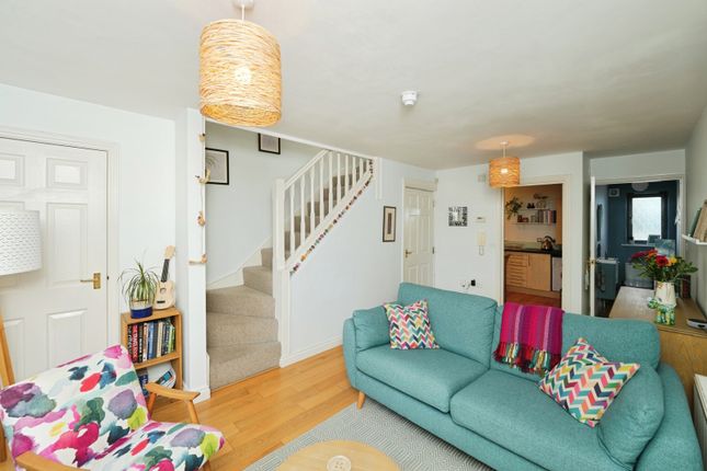 11 Myrtle Court,, Myrtle Street, Avon photo 2