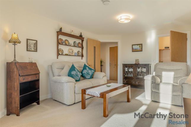 18 Flora Grange, Uppergate Road, Sheffield photo 3