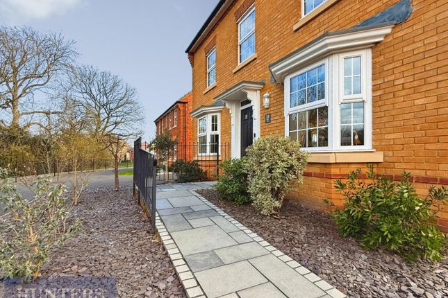 20, Celtic Close, Exeter photo 3