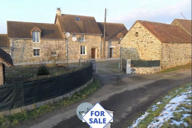 Thumbnail Country house for sale in Passais, Basse-Normandie, 61350, France