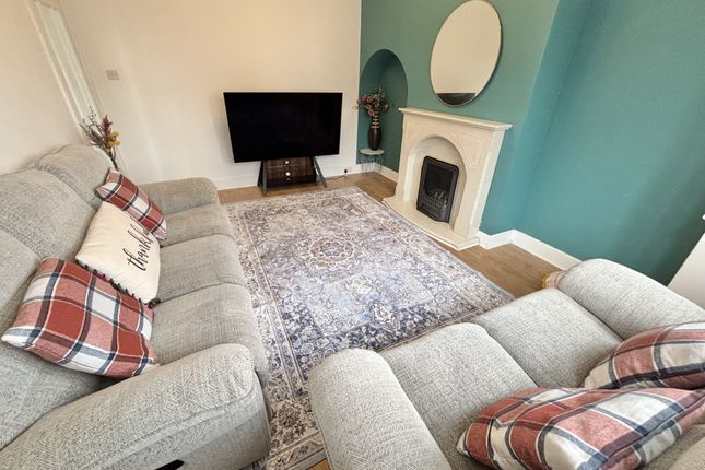 27, Riversway, Stanley Park photo 4