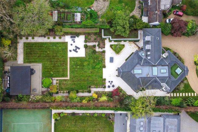 Bentley Hyde,, Priory Drive, Stanmore photo 4