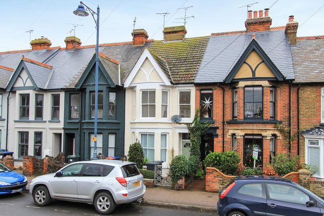 Thumbnail Flat to rent in Cromwell Road, Whitstable