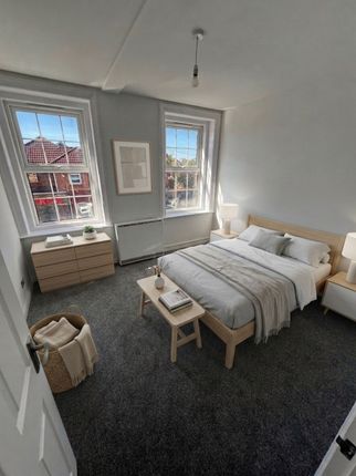 Flat 2, 844 Wimborne Road, Bournemouth photo 3