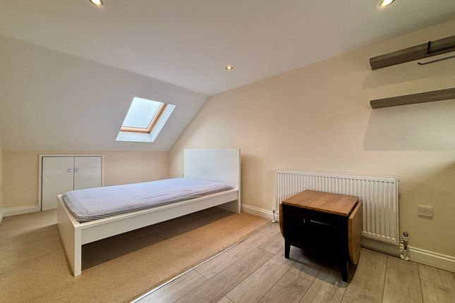 277, Beckenham photo 5