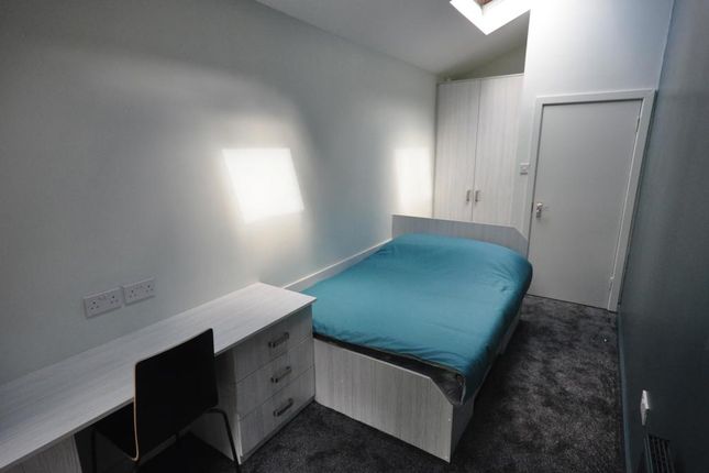Welton Mount, Leeds photo 5