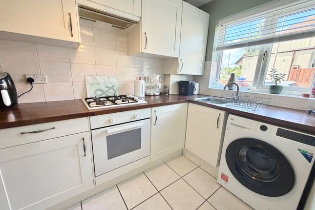 4, Field Mews, Dudley photo 2