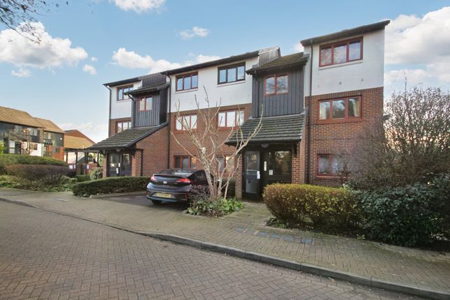 Flat for sale in Marina Approach, Hayes, Greater London