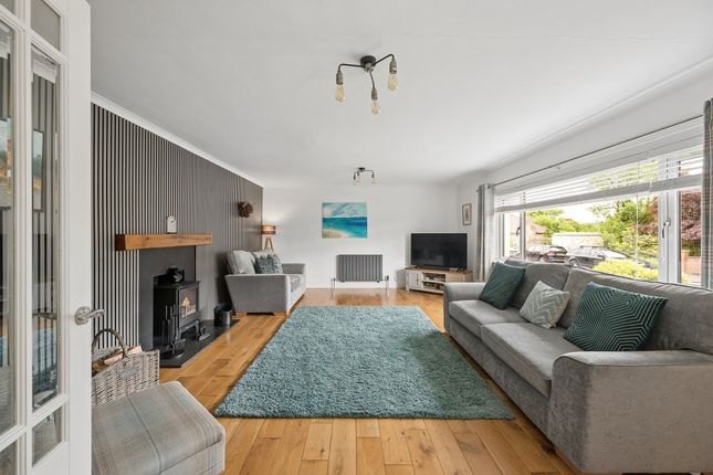 69 Sheephousehill, Fauldhouse photo 4