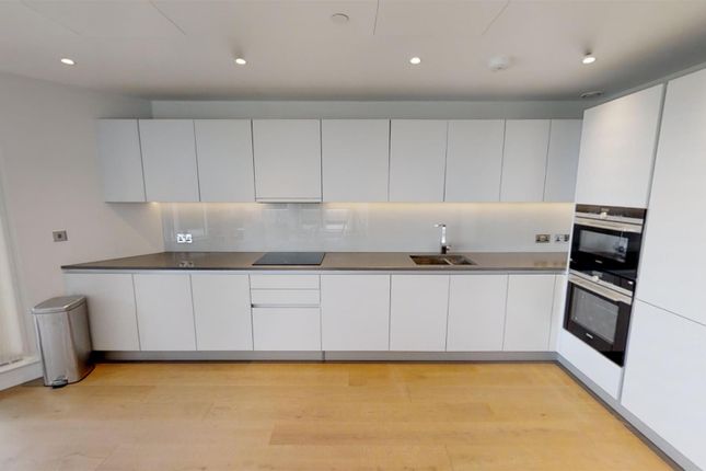 39, Altissima House, London photo 3