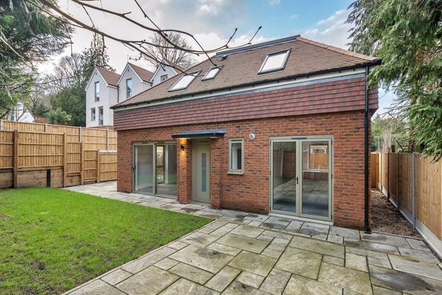 Thumbnail Detached house for sale in Roke Road, Kenley