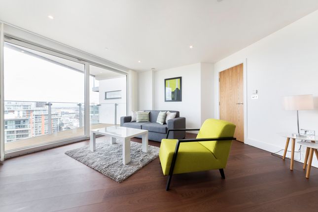 Thumbnail Flat to rent in Gateway Tower, 28 Western Gateway, Royal Victoria, London