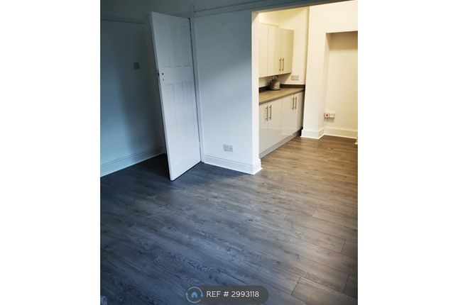 3-bed house on Comely Avenue, Wallasey, £1,100/mo
