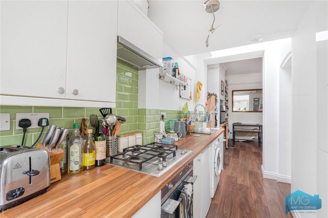 GFF, 167, Inderwick Road, Crouch End photo 4