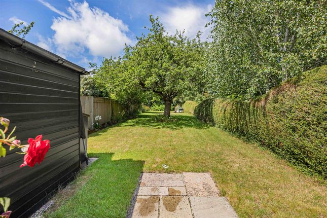 20, Kidmore Lane, Reading photo 4