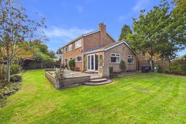 32, Winchester Drive, Burbage photo 2