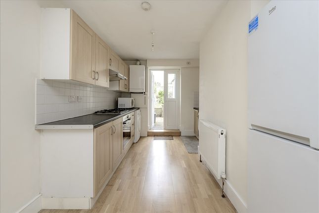 22A, Aldine Street, Shepherd's Bush W12 photo 4