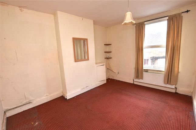 30, Cobden Road, West Yorkshire photo 4