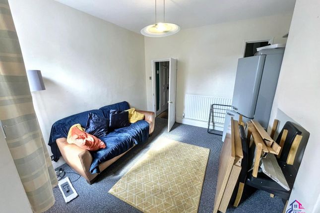 19, Commercial Road, Grantham photo 3