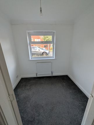 12, Church Road, Rochdale photo 2