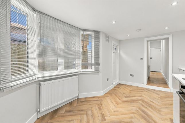 31A, Nutcroft Road, London photo 2