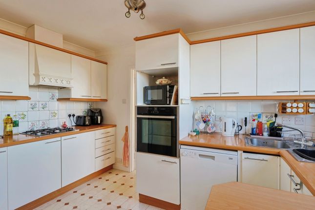 89, Admirals Walk, Bournemouth photo 4