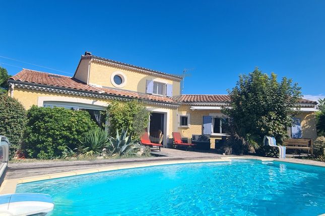 Thumbnail Villa for sale in Valreas, Provence-Alpes-Cote D'azur, 84600, France